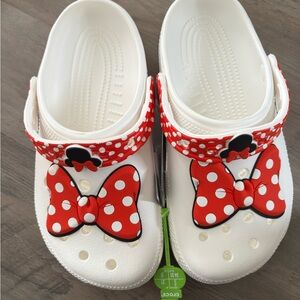 Crocs Disney Minnie Mouse Youth Girl's Slip-on Clogs Size 2  (2j) White/Red